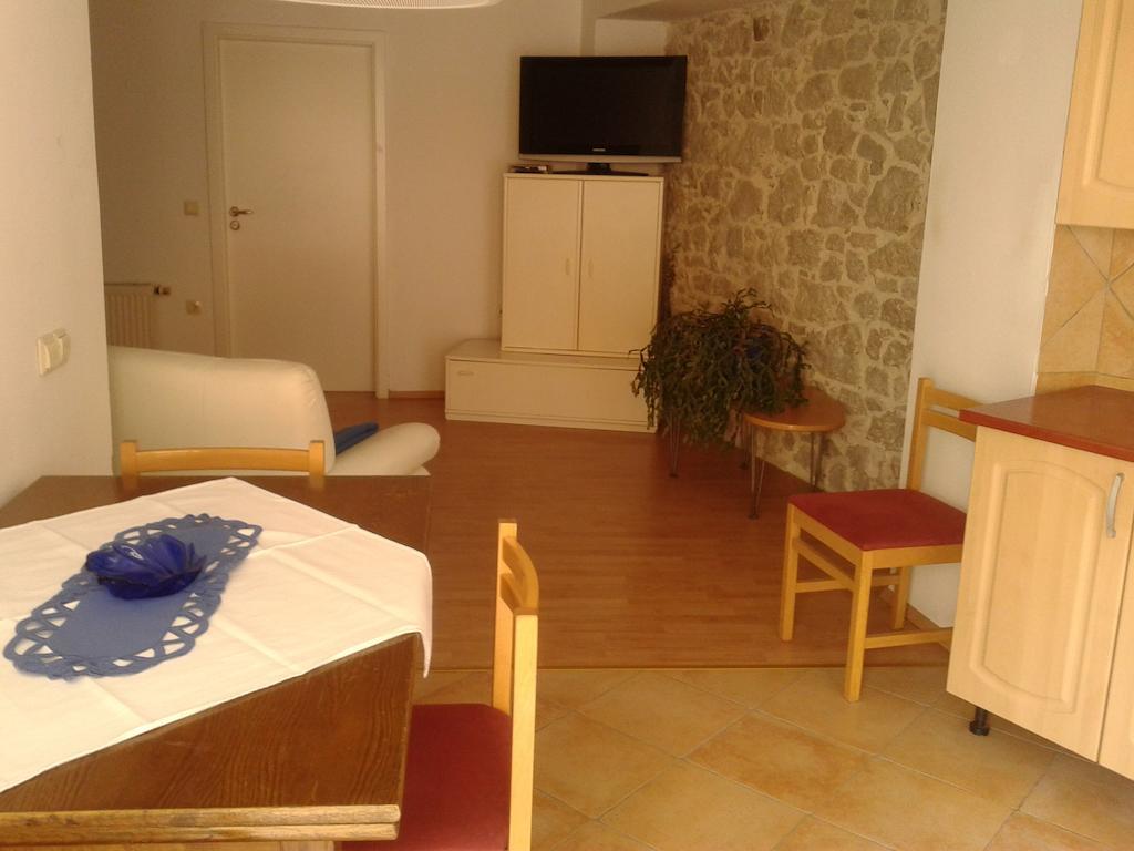 Guesthouse Ivan Skradin Ngoại thất bức ảnh