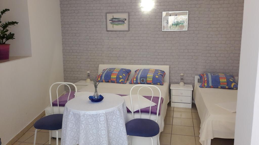 Guesthouse Ivan Skradin Ngoại thất bức ảnh
